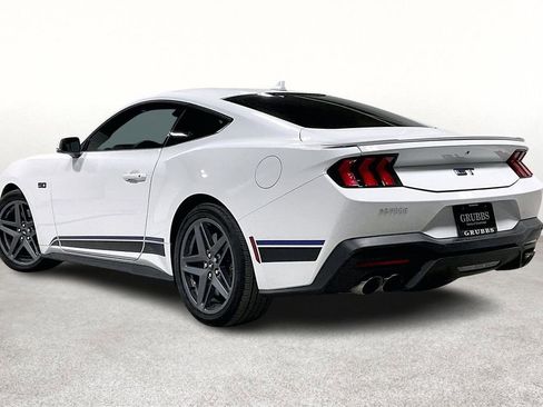 Used 2024 Ford Mustang GT Premium image 15