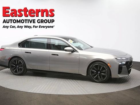 Used 2023 BMW 760i xDrive w/ Executive Package AWD/4WD image 51