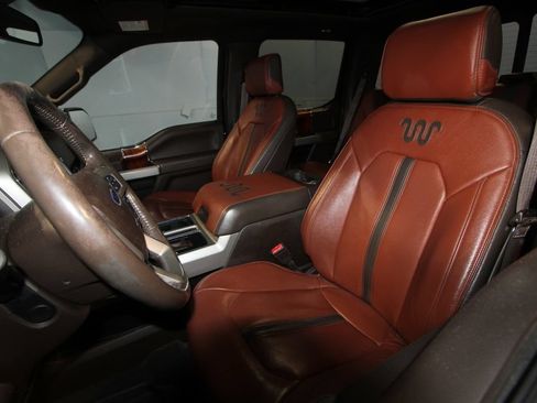 Used 2018 Ford F150 King Ranch w/ Equipment Group 601A Luxury AWD/4WD image 4