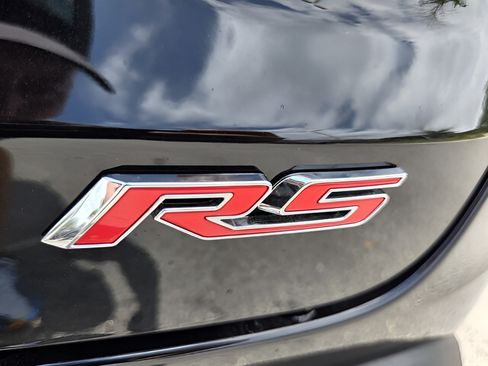 New 2026 Chevrolet Trax RS w/ Sunroof Package FWD image 32