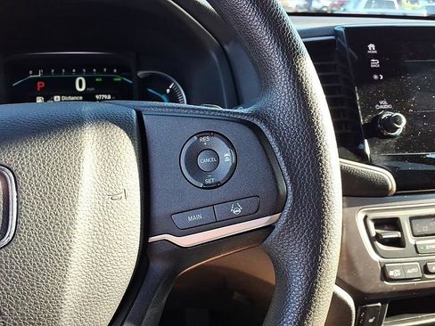 Used 2022 Honda Pilot Sport image 25