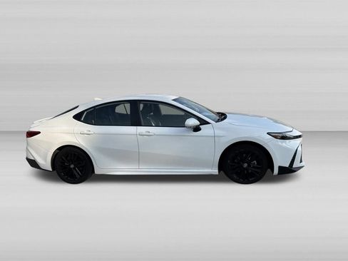 Used 2025 Toyota Camry LE FWD image 3