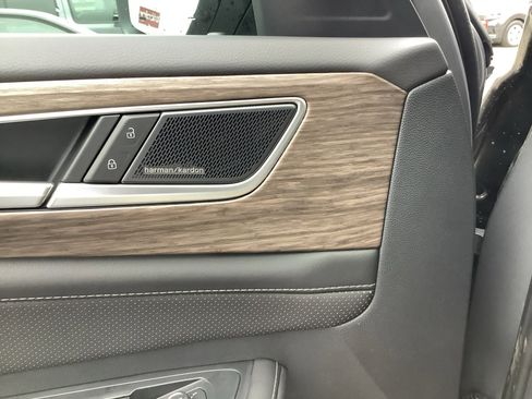 New 2025 Volkswagen Atlas SEL Premium R-Line AWD/4WD image 26