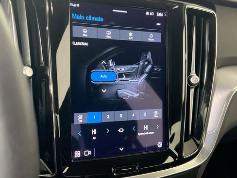 Used 2023 Volvo S60 B5 Core image 16