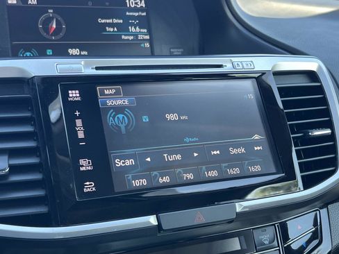 Certified 2017 Honda Accord Touring image 13