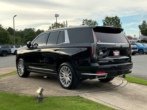 Used 2022 Cadillac Escalade Premium Luxury w/ Performance Package AWD/4WD image 5