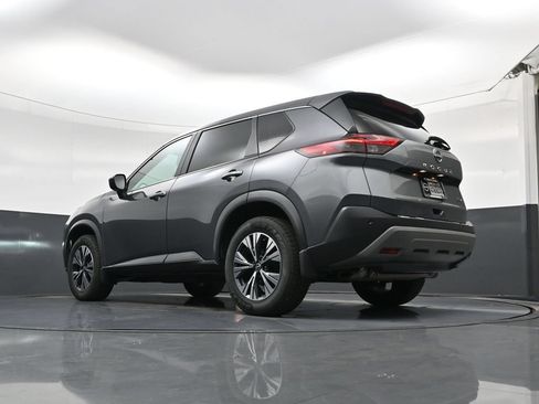 Used 2023 Nissan Rogue SV FWD image 20