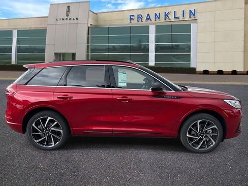 New 2025 Lincoln Corsair Grand Touring AWD/4WD image 8