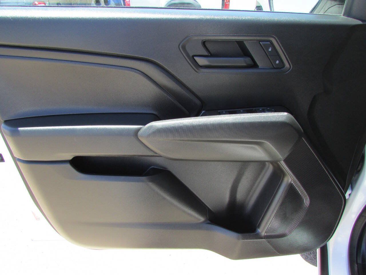 Used 2026 Chevrolet Colorado W/T w/ WT Custom Package RWD image 15