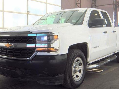 Used 2018 Chevrolet Silverado 1500 W/T image 3