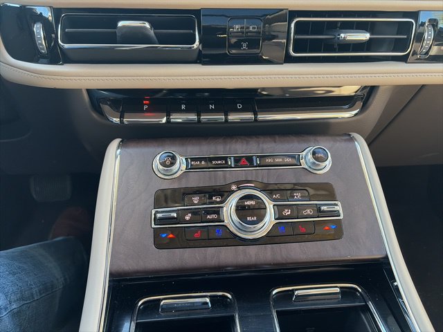 Used 2023 Lincoln Aviator Reserve w/ Equipment Group 201A AWD/4WD image 25