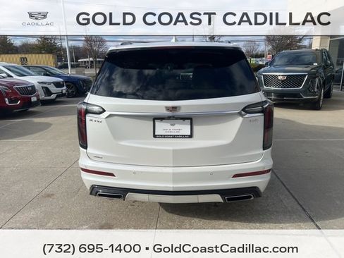 Used 2023 Cadillac XT6 Sport w/ Technology Package image 3