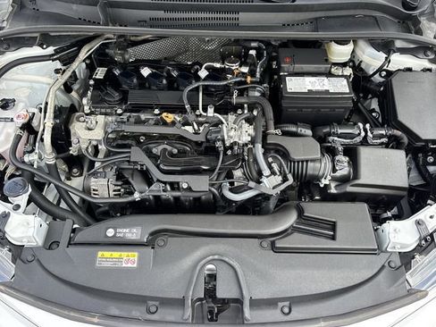 Used 2024 Toyota Corolla LE FWD image 28