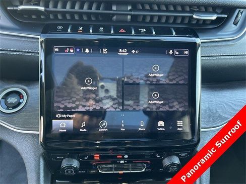 Certified 2021 Jeep Grand Cherokee L Limited image 20