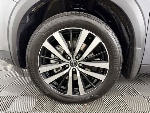 Used 2025 Nissan Pathfinder Platinum w/ Cargo Package image 9