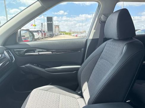 New 2026 Kia Seltos S FWD image 17