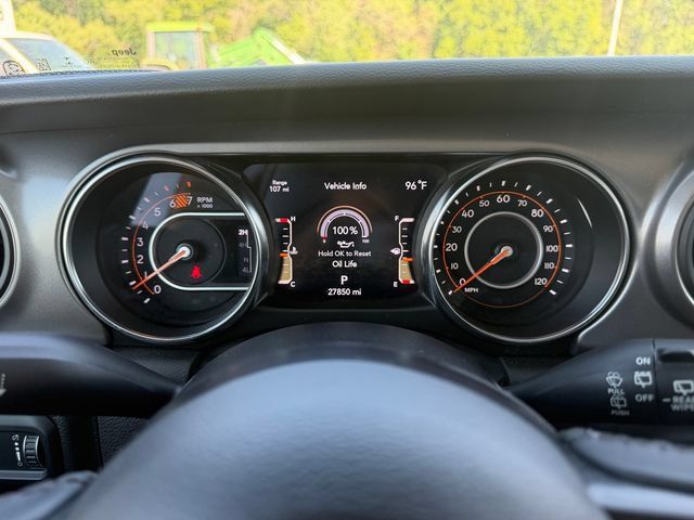 Used 2023 Jeep Wrangler Unlimited Sport AWD/4WD image 26
