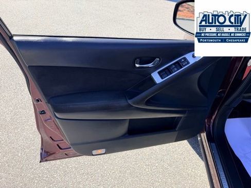 Used 2013 Nissan Murano S AWD/4WD image 16