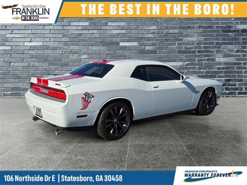 Used 2014 Dodge Challenger SRT8 image 5