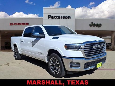 Used 2025 RAM 1500 Laramie AWD/4WD image 1