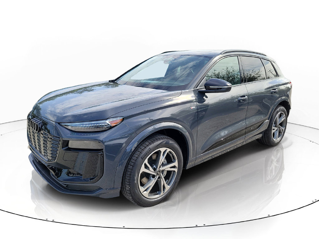 New 2027 Audi Q6 e-tron Premium Plus RWD image 2
