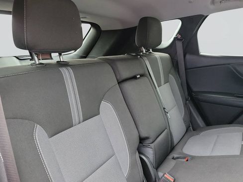 Used 2025 Chevrolet Blazer LT FWD image 21