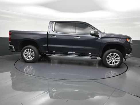 Used 2023 Chevrolet Silverado 1500 LTZ RWD image 7