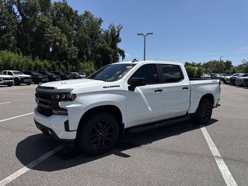 Used 2021 Chevrolet Silverado 1500 RST w/ Redline Edition AWD/4WD image 7