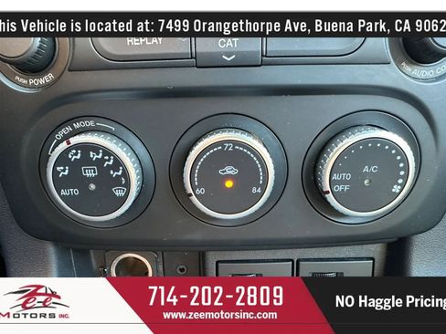 Used 2012 MAZDA MX-5 Miata Grand Touring w/ Premium Pkg image 33