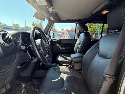 Used 2013 Jeep Wrangler Unlimited Sport AWD/4WD image 8