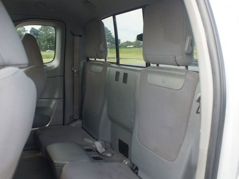 Used 2009 Toyota Tacoma PreRunner RWD image 11