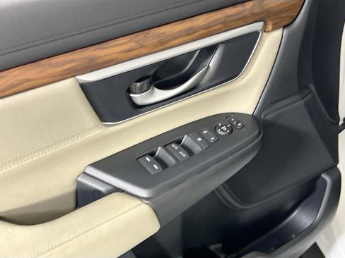 Used 2022 Honda CR-V EX image 17
