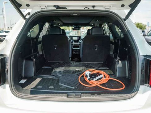 Certified 2023 Kia Sorento SX Prestige AWD/4WD image 26