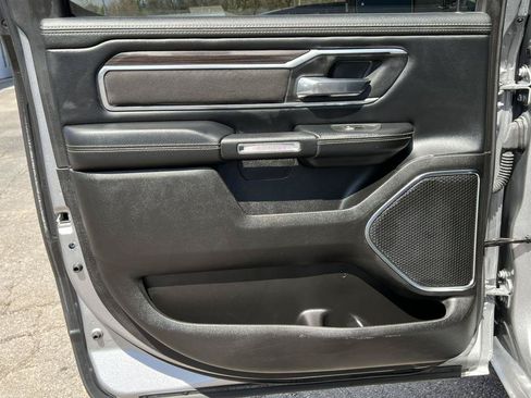 Used 2025 RAM 1500 Laramie AWD/4WD image 34