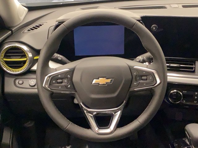 New 2026 Chevrolet Trax LT w/ Driver Confidence Package FWD image 28