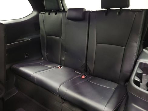 Used 2025 Toyota Grand Highlander AWD Hybrid image 23