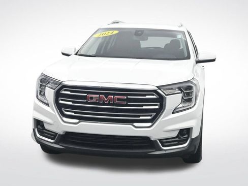Used 2024 GMC Terrain SLT AWD/4WD image 2