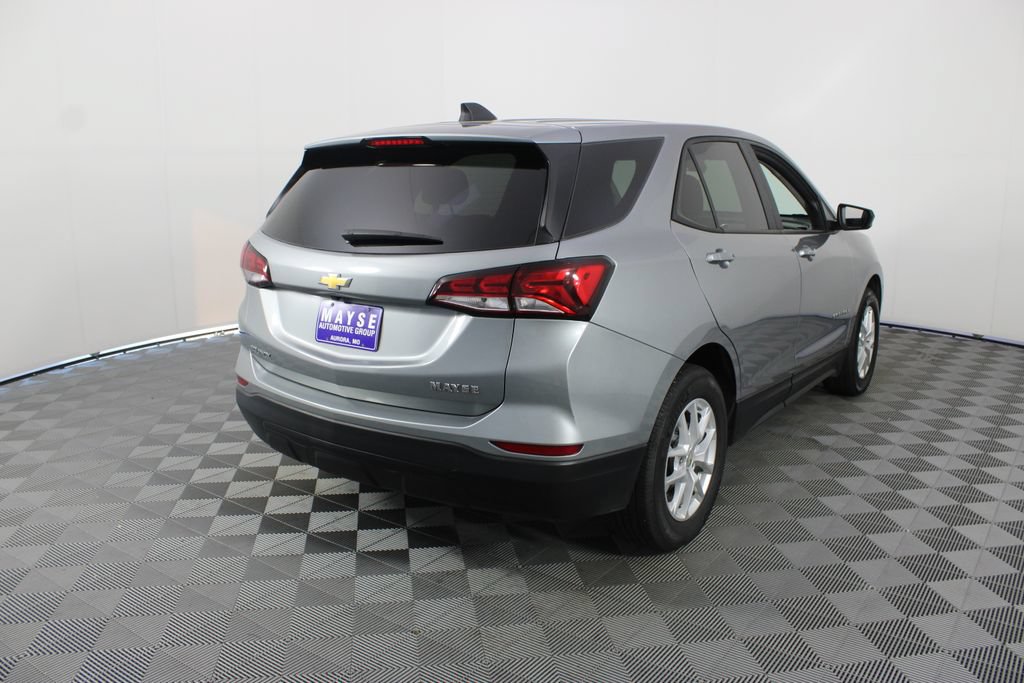 Used 2024 Chevrolet Equinox LS w/ LS Convenience Package FWD image 23