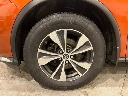 Used 2019 Nissan Murano SV w/ Premium Package image 7