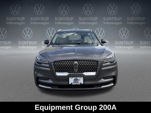 Used 2023 Lincoln Aviator Reserve AWD/4WD image 10