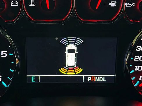 Used 2019 GMC Yukon XL SLE image 23