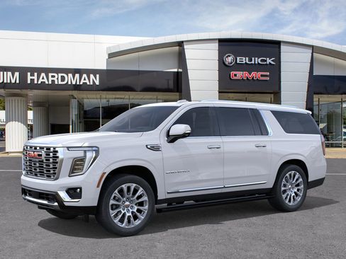 New 2026 GMC Yukon XL Denali w/ Denali Reserve Package image 2