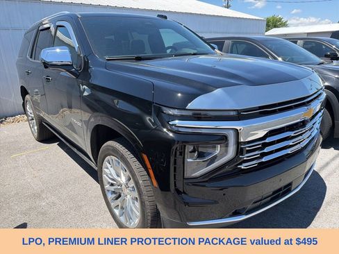 Used 2025 Chevrolet Tahoe Premier AWD/4WD image 6