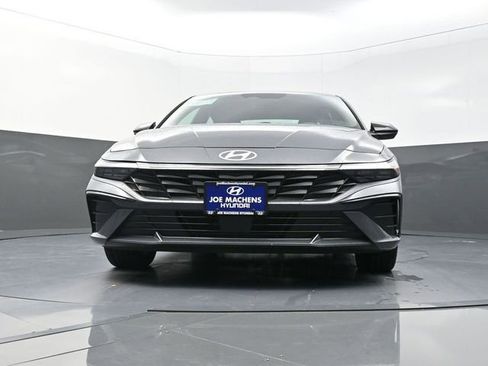 New 2026 Hyundai Elantra SEL Sport Premium FWD image 31