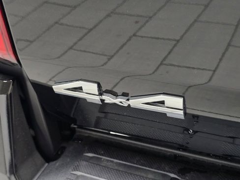 New 2025 Toyota Tacoma 4x4 Double Cab image 17