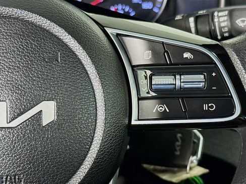 Used 2023 Kia Forte LXS FWD image 14