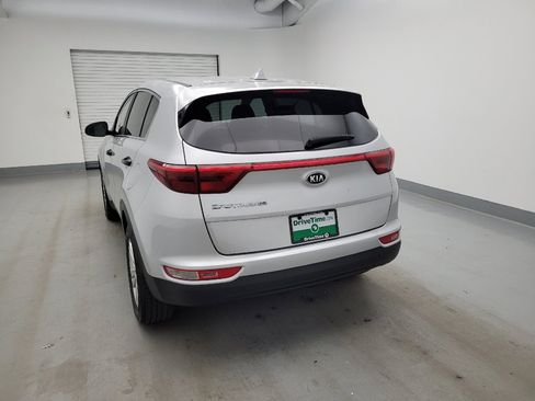 Used 2018 Kia Sportage LX FWD image 6