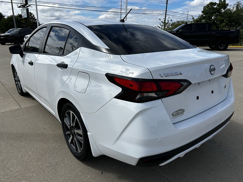 Used 2024 Nissan Versa S w/ S Plus Package FWD image 5