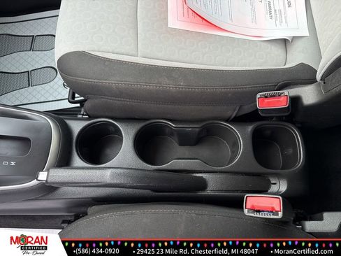 Used 2022 Chevrolet Trax LS w/ Fleet Convenience Package image 18