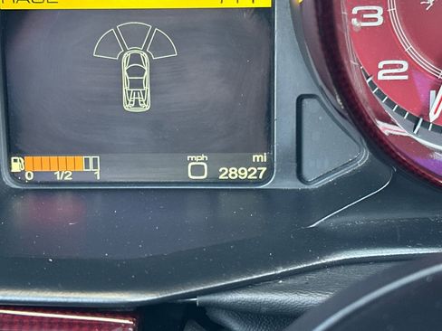 Used 2013 Ferrari 458 Spider RWD image 33